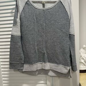 Aeropostale Two-Tone Gray Women's Sweater